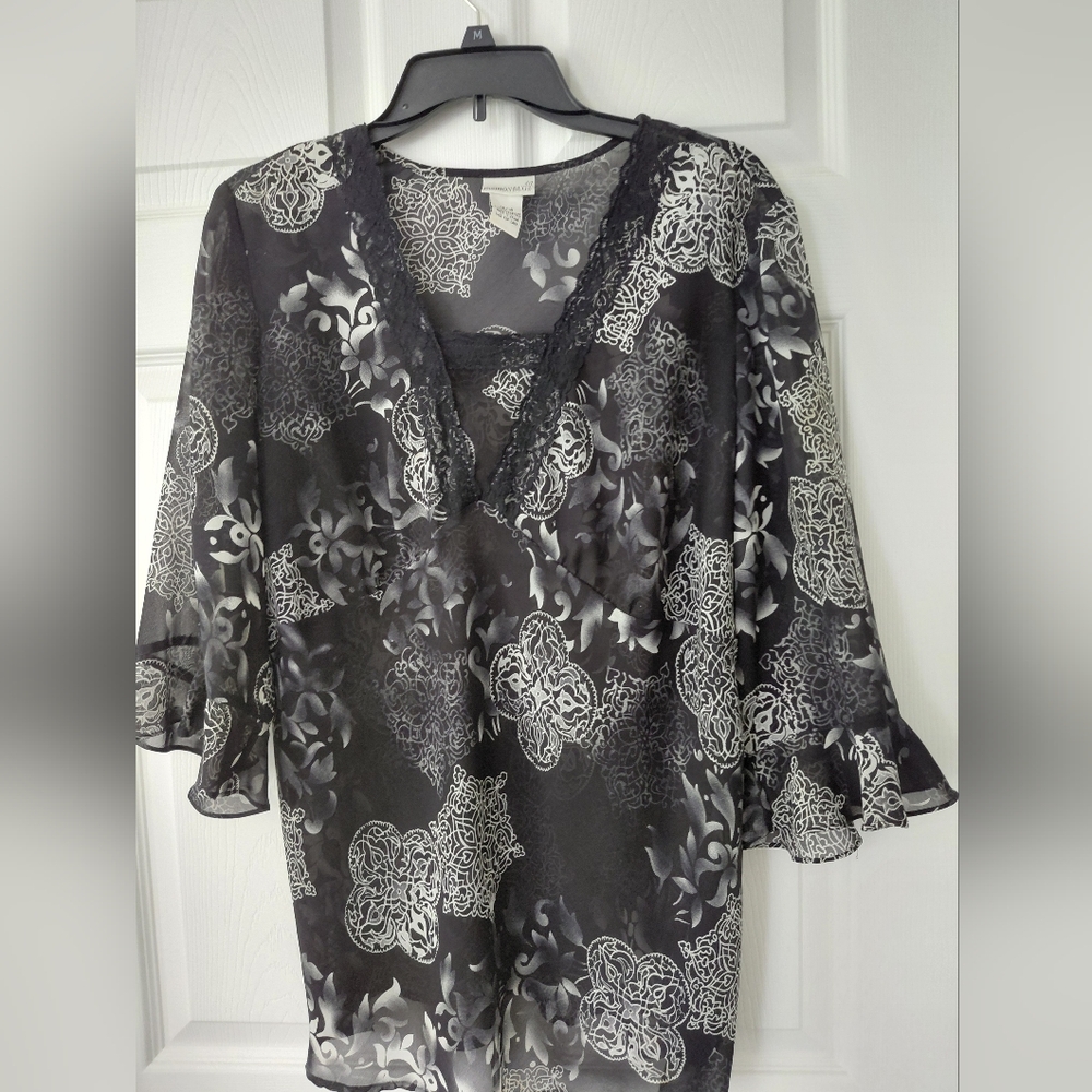 Fashion Bug Monochrome Patterned Top
